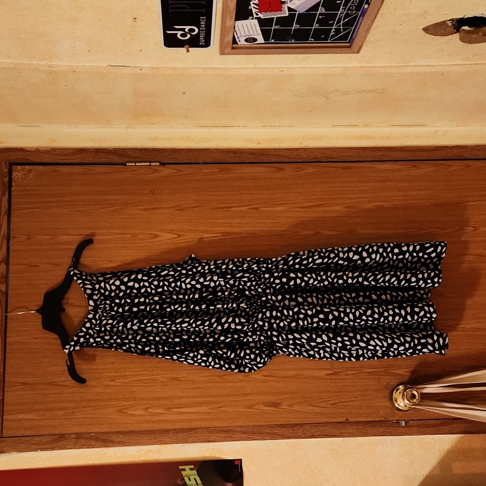 Black and White Floral Pattern Dress, Large, good condition, $15